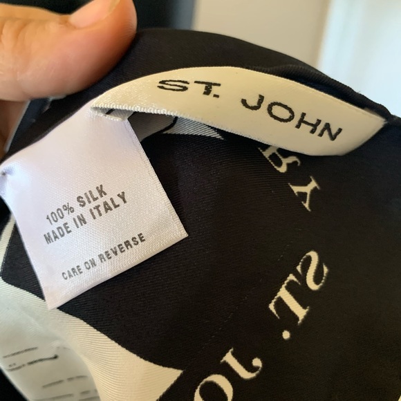 St. John Silk Scarf - Picture 4 of 7